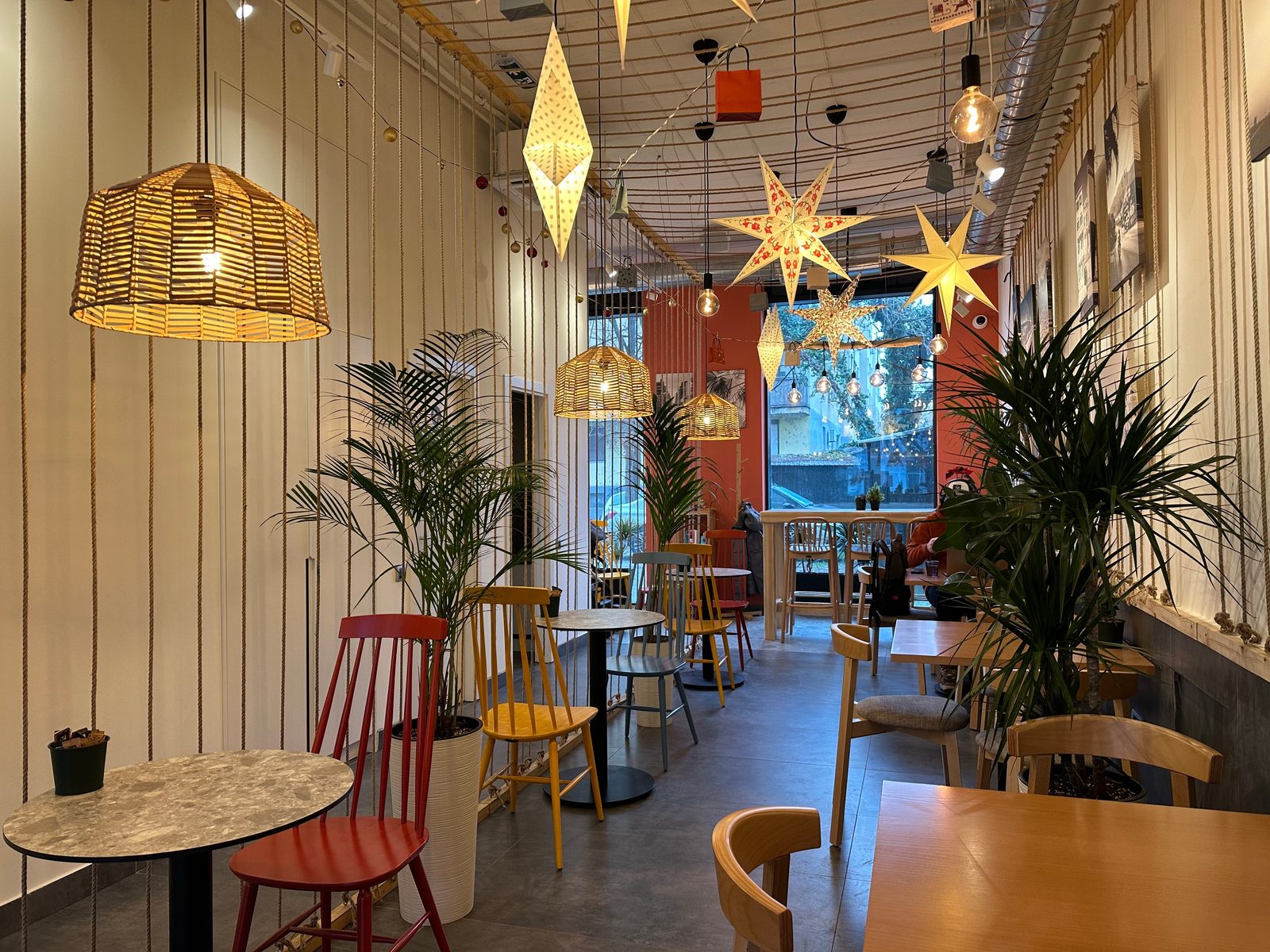 Raf Cafe interior